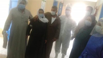 صحة الشرقية: خروج سيدة ٨٦ عاما بعد تماثلها للشفاء من فيروس كورونا