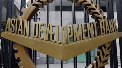 إندونسيا تحصل على قرض بمليار دولار من البنك الآسيوي للاستثمار لمواجهة كورونا