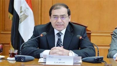 وزير البترول يصدر كتابا دوريا حول ضوابط التعامل مع تداعيات 