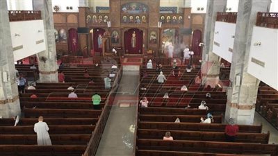 بعد توقف 90 يوما..أول القداسات في زمن الكورونا