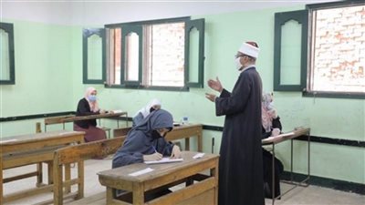 الاستقرار والالتزام هو السمة السائدة بامتحانات الثانوية الأزهرية اليوم