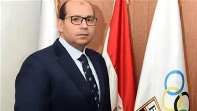 إدريس يعلن بدء نشاط السباحة طبقًا لأكواد الإجراءات الاحترازية 