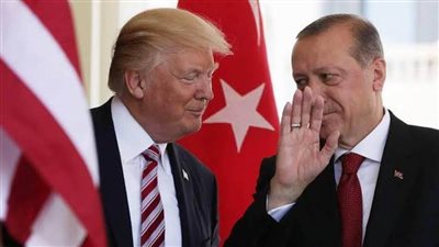 مكالمات مسربة تكشف سر العلاقة بين 