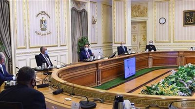 الحكومة توافق على المقترحات للتغلب علي العجز المالي