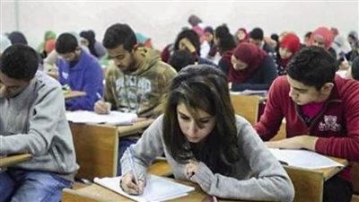 التعليم تكشف عدد الطلاب الممتحنين بالدبلومات الفنية