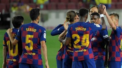 ميسي وسواريز يقودان هجوم برشلونة أمام أتلتيكو مدريد