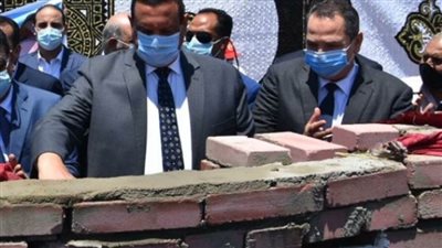 محافظ البحيرة يضع حجر الأساس لمدرسة بكوم حمادة