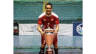 ممدوح طه لاعب يد الأهلي يجدد تعاقده لـ3 مواسم
