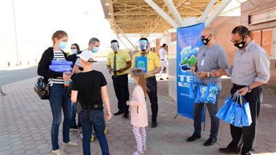 وصول 899 سائحا على متن 5 طائرات إلى مطار الغردقة الدولي