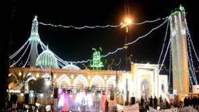 عاجل.. الأوقاف تعلن موقف إقامة الموالد والاحتفالات حول المساجد