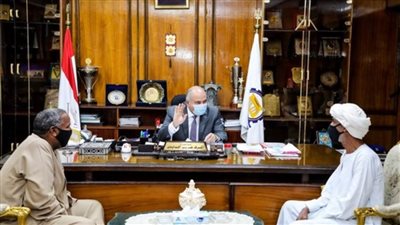 محافظ قنا: استمرار عمل المرسى النيلى بقرية العضاضية