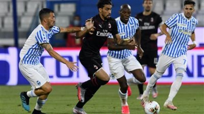 ساسولو يفوز علي ليتشي برباعية في الدوري الإيطالي