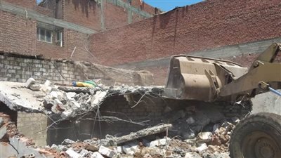 إزالة حالتي تعدٍ على الأراضي الزراعية بالبحيرة