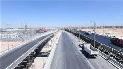 رئيس الوزراء يتفقد مشروع محور ترعة الزمر  