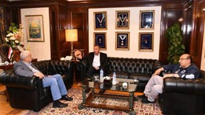 الأهلي ينهي اتفاقه مع المقاولون العرب لضم طاهر محمد طاهر