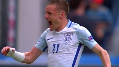 بالصور.. إنجلترا تقلب تاخرها أمام ويلز وتحقق الفوز الأول باليورو