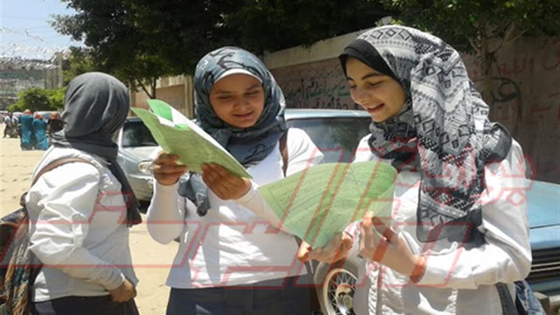 بالصور.. فرحة طلاب