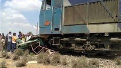 سيارة تقتحم مزلقان على خط القبارى مرسى مطروح ووفاة قائد السيارة