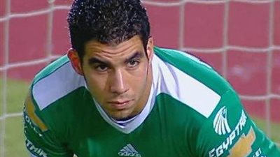 أخطاء إكرامي تكلف الأهلي الهزيمة الثانية إفريقيا