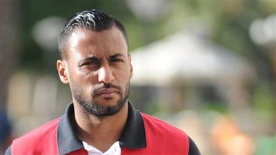 عاجل.. الإسماعيلي ينفي مفاوضته لاعب الأهلي