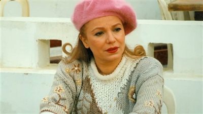 مشيرة إسماعيل تظهر بعد غياب بسبب رجاء الجداوي