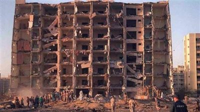 محكمة أمريكية تأمر إيران بدفع تعويضات لضحايا تفجير في السعودية