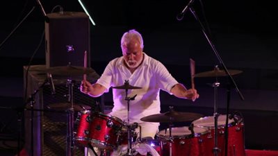 حضور لافت بحفل موسيقى الجاز ليحيى خليل بالأوبرا على المكشوف