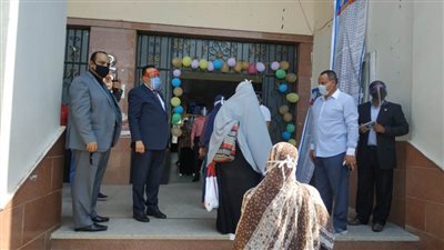 بالشيكولاتة والبالونات.. رسالة آداب طنطا للطلاب لكسر حاجز كورونا 