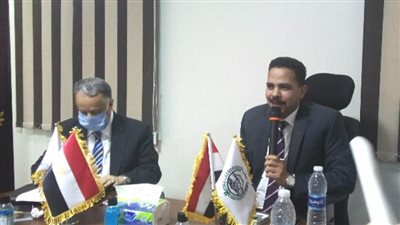 تأسيس جهاز عربي للتسويق لمواجهة منافسة المنتجات الأجنبية 