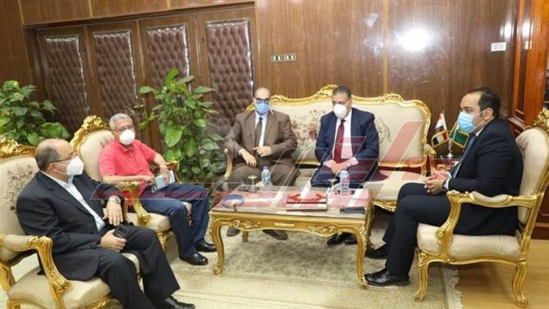 محافظ المنوفية يستقبل