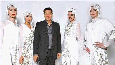 إيدارخان: 20 خبير أزياء و60 مصمما شاركوا بـ