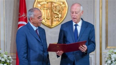 الرئيس التونسي يكذب حركة 