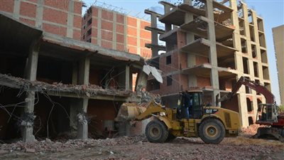 الإسكان: إزالة مخالفتي بناء بالعبور 