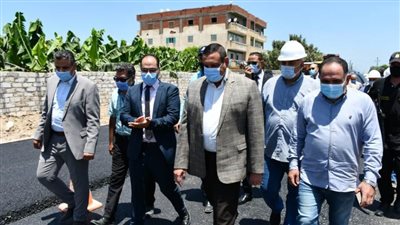 محافظ البحيرة يتابع الأعمال الجارية بقرى المبادرة الرئاسية 