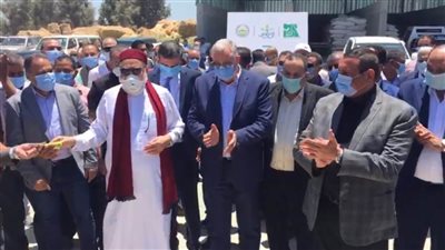 وزير الزراعة يفتتح 6 مزارع للإنتاج الحيواني بحضور محافظ البحيرة والدكتور علي جمعة