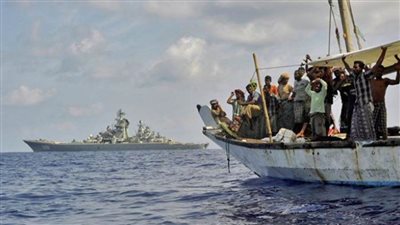 عاجل..قراصنة يحتجزون 13 بحارا روسيًا وأوكرانيًا 