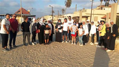 مبادرة مجتمعية لتنظيف شاطئ العريش من المخلفات