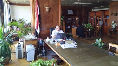 وزير الري يبحث مع قيادات الوزارة موقف أعمال تأهيل الترع الفرعية