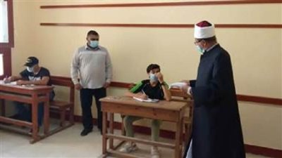 مدير المنطقة الأزهرية بشمال سيناء يؤكد انتظام امتحانات اليوم للقسم العلمي