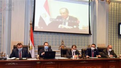 مشروعات بناء مصر الرقمية في اجتماع بـ