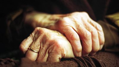 قصة مسنة سعودية عمرها 107 أعوام تهزم كورونا