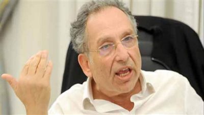 تأجيل محاكمة ممدوح حمزة بتهمة التحريض على العنف