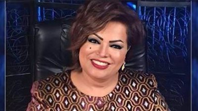  عائشة الرشيد: يظنها ورث أبوه.. ودولة شقية تريد أخذ الزعامة من مصر 