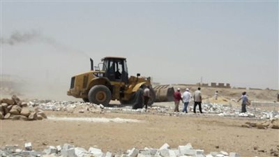 حملة لإزالة التعديات بالأقصر