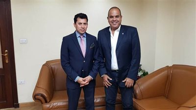 تنظيم بطولة الجمهورية للسباحة بالزعانف 2020 حفاظا علي حقوق السباحين