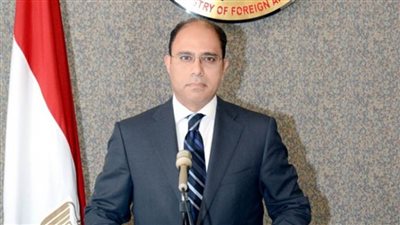 السفير أحمد أبوزيد يرفع العلم المصري في أوتاوا