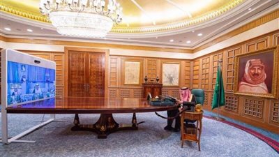 مجلس الوزراء السعودي يوافق على تعديل ضوابط نشاط التزيين النسائي