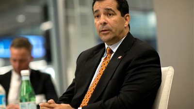 جهاز استخبارات أمريكي يصدر تحذيرا نادرا من تدخل أجنبي في الانتخابات