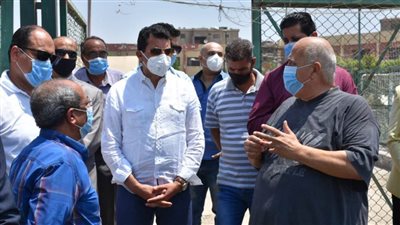 تفاصيل زيارة وزير الشباب والرياضة لمركزي شباب الهايكستب والسلام ثالث