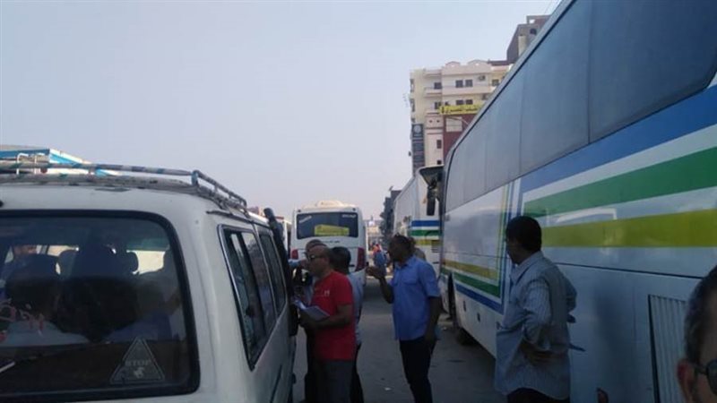 سيارات نقل المراقبين